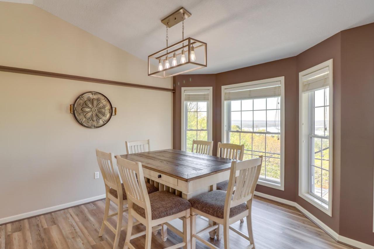 Charming Edgemont Home With Deck And Lake Views! Fairfield Bay Exterior photo